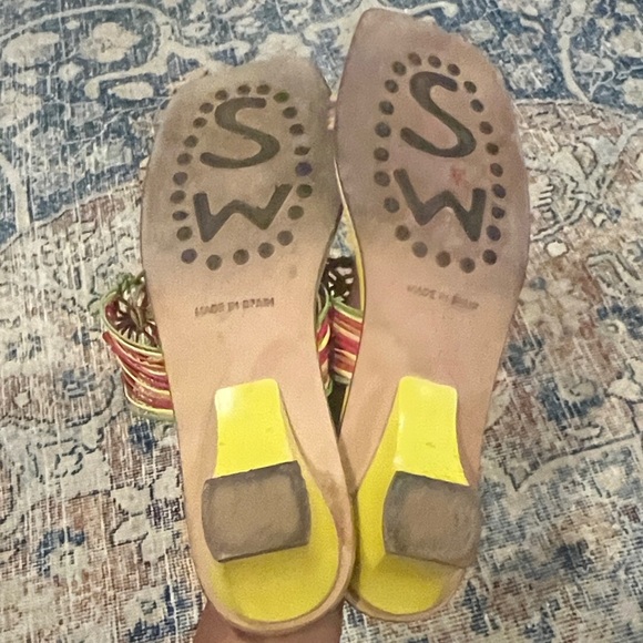 Stuart Weitzman Green and Yellow Braided Sandals size 7 1/2 - Picture 6 of 6